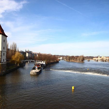 Quiet Apartment In The City Center With Own Terrace Prague Exterior photo