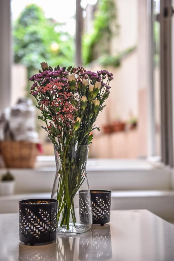 Quiet Apartment In The City Center With Own Terrace Prague Exterior photo