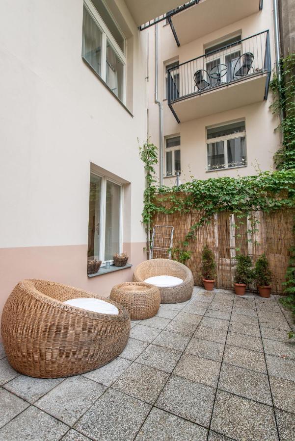 Quiet Apartment In The City Center With Own Terrace Prague Exterior photo