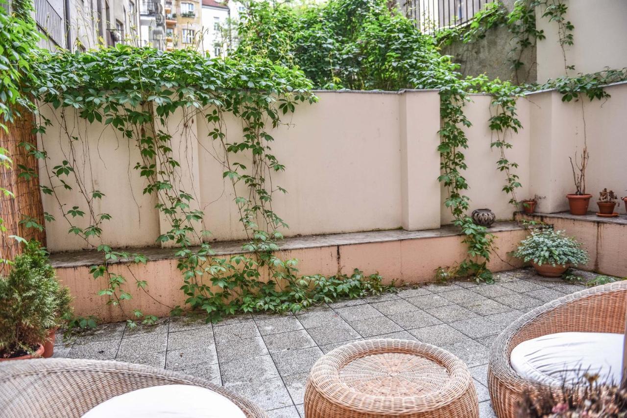 Quiet Apartment In The City Center With Own Terrace Prague Exterior photo