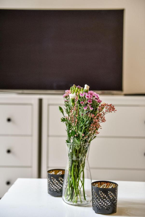 Quiet Apartment In The City Center With Own Terrace Prague Exterior photo