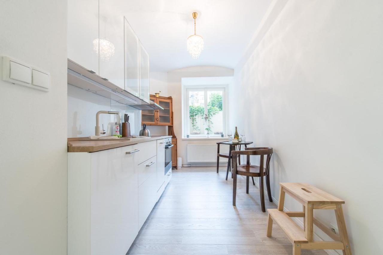 Quiet Apartment In The City Center With Own Terrace Prague Exterior photo